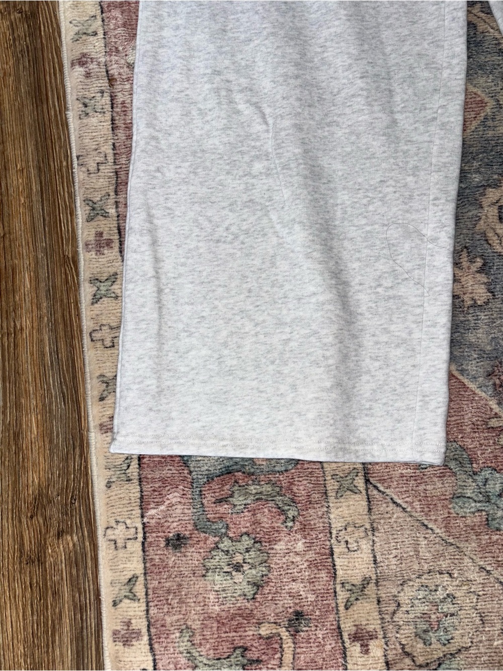 NWT Hollister Baggy Grey Sweatpants - Picture 7 of 11